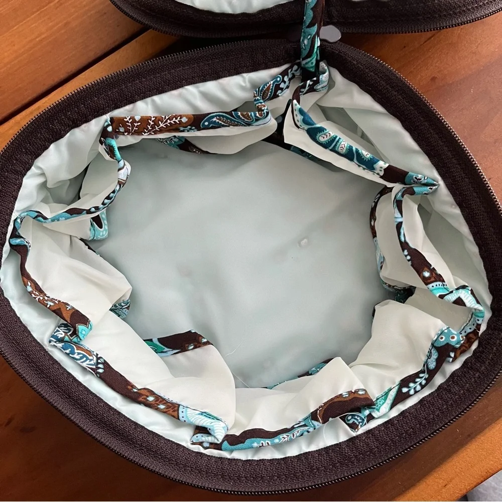 Vintage Vera Bradley Java Blue Round Cosmetic Toiletry Case - Picture 7 of 10